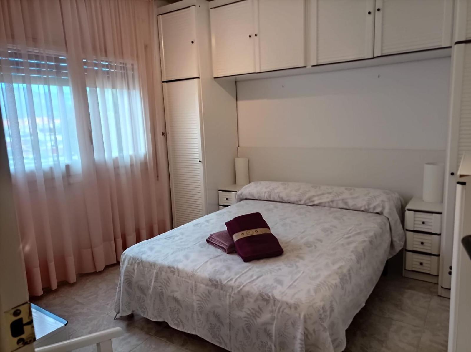 Miami Apartamento Mestres Miami Playa ภายนอก รูปภาพ